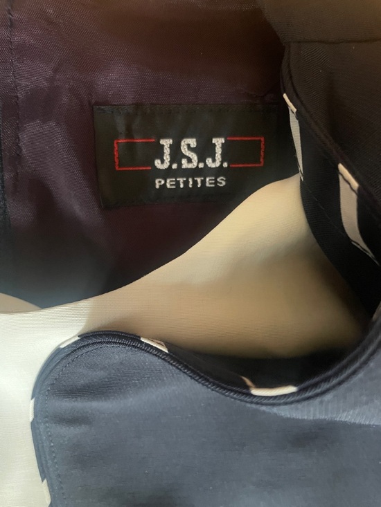 1980s Navy & White Nautical Striped Shorts Romper J.S.J. Petites Back Waist Tie - Picture 12 of 12